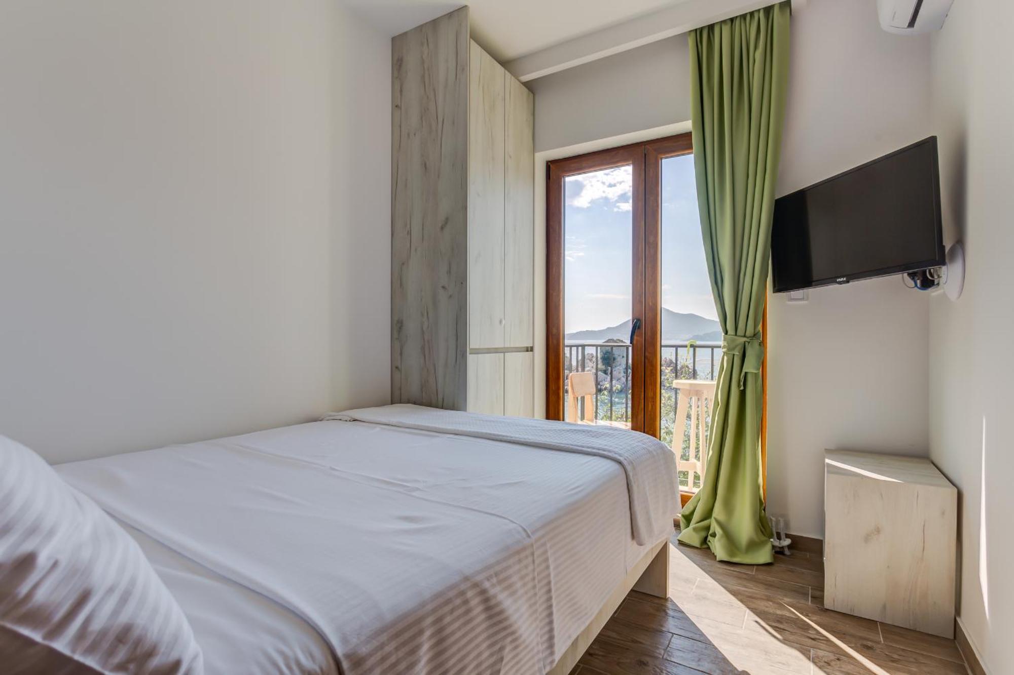 Mima Apartments Sveti Stefan Bagian luar foto
