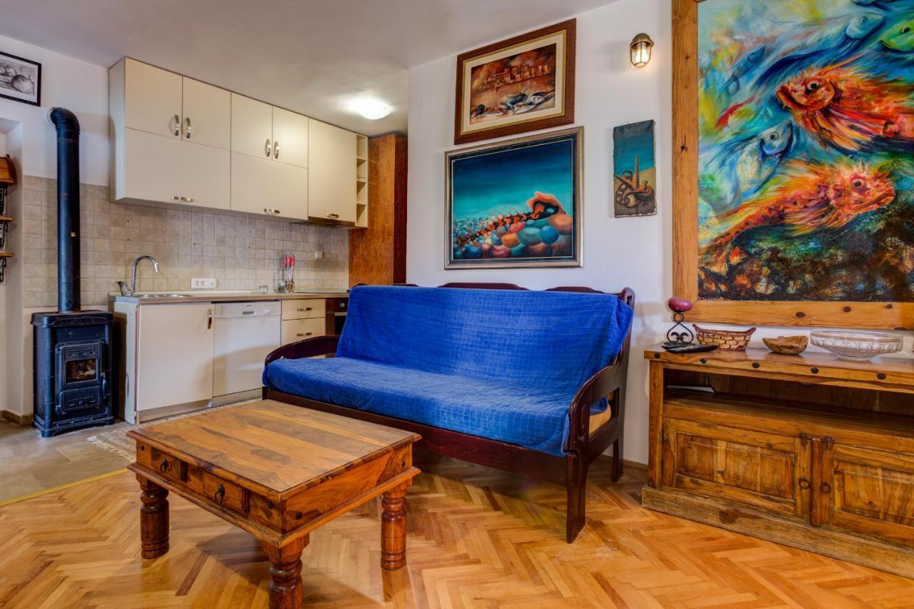 Mima Apartments Sveti Stefan Bagian luar foto