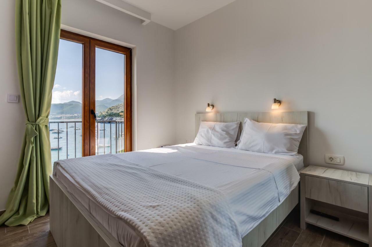 Mima Apartments Sveti Stefan Bagian luar foto